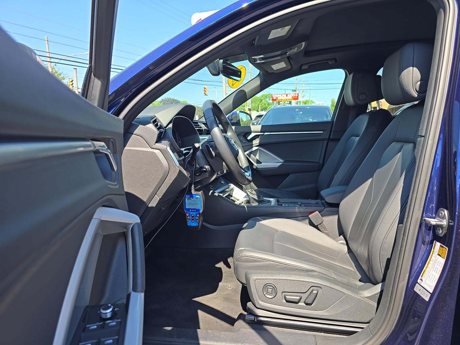 2024 Audi Q3 S line Premium AWD