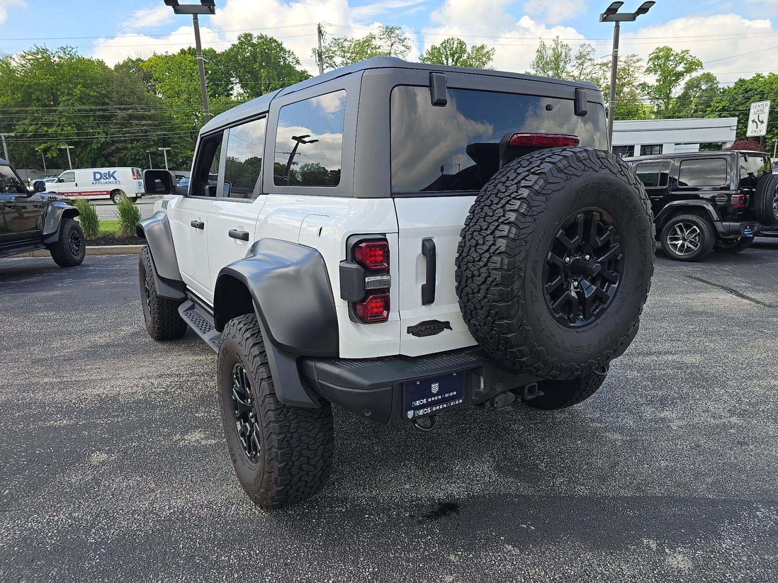 FORD BRONCO - 2