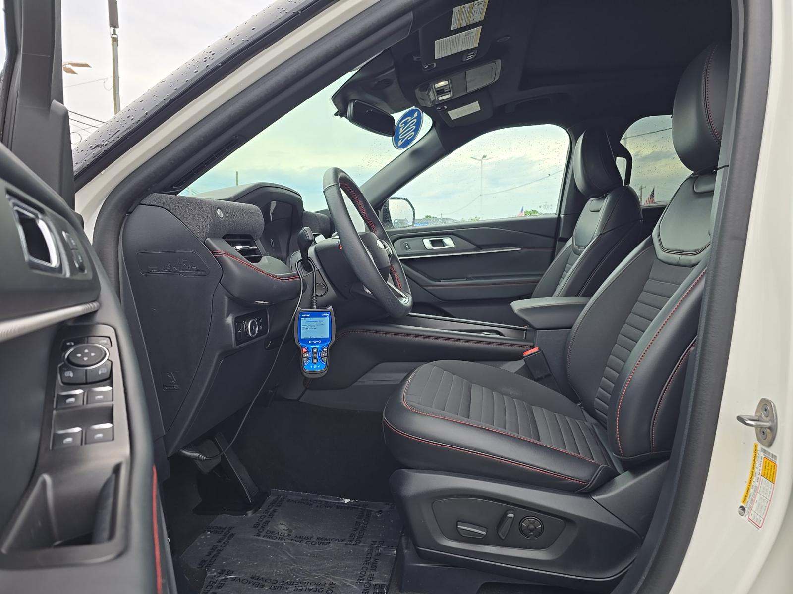 2025 Ford Explorer ST-Line AWD