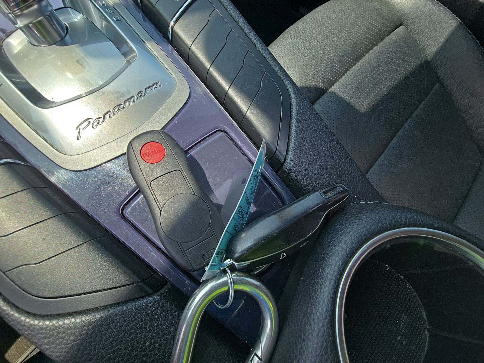2014 Porsche Panamera Base RWD
