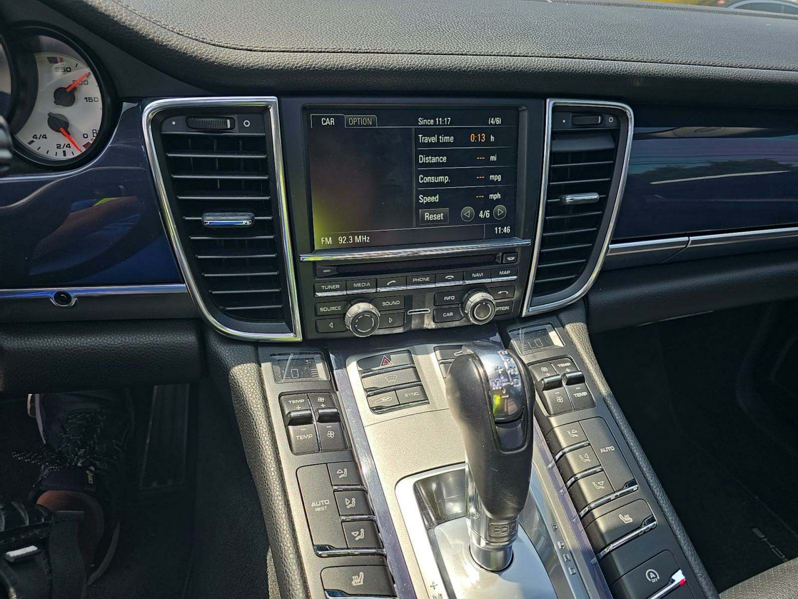 2014 Porsche Panamera Base RWD