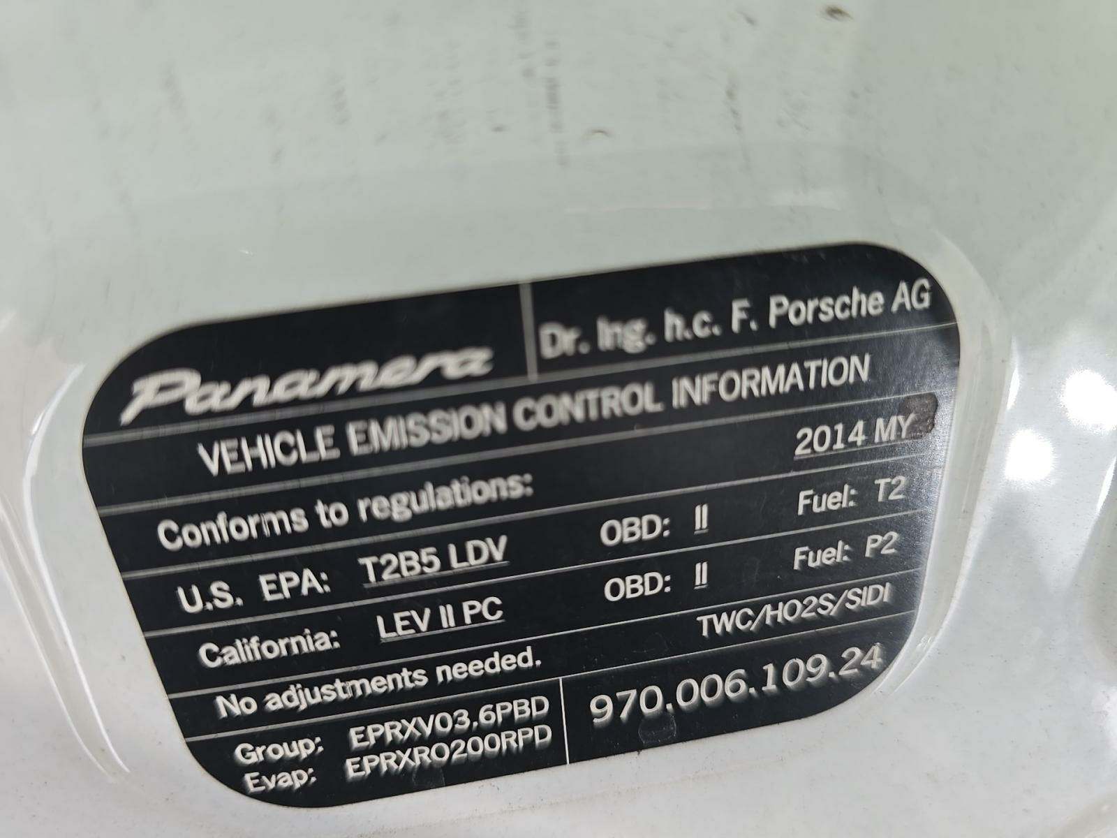 2014 Porsche Panamera Base RWD