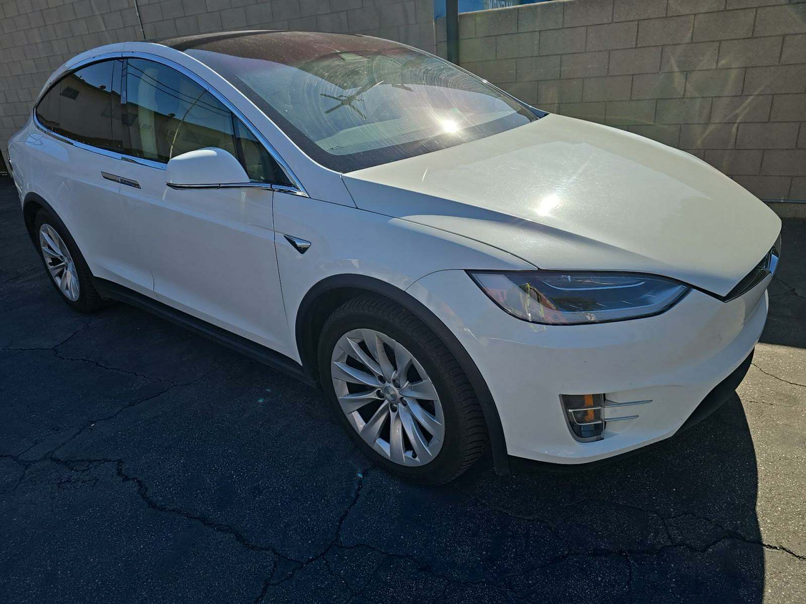 2017 Tesla Model X 75D AWD