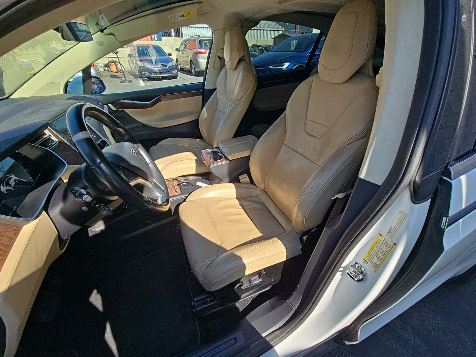 2017 Tesla Model X 75D AWD