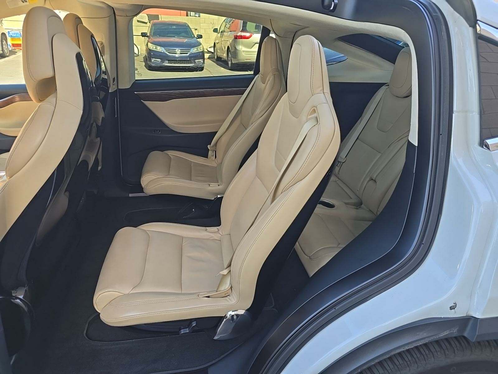 2017 Tesla Model X 75D AWD