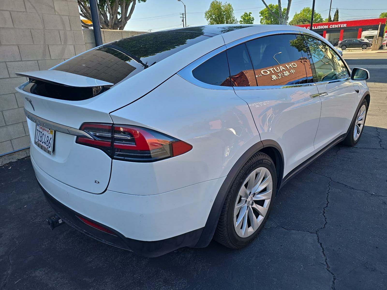 2017 Tesla Model X 75D AWD