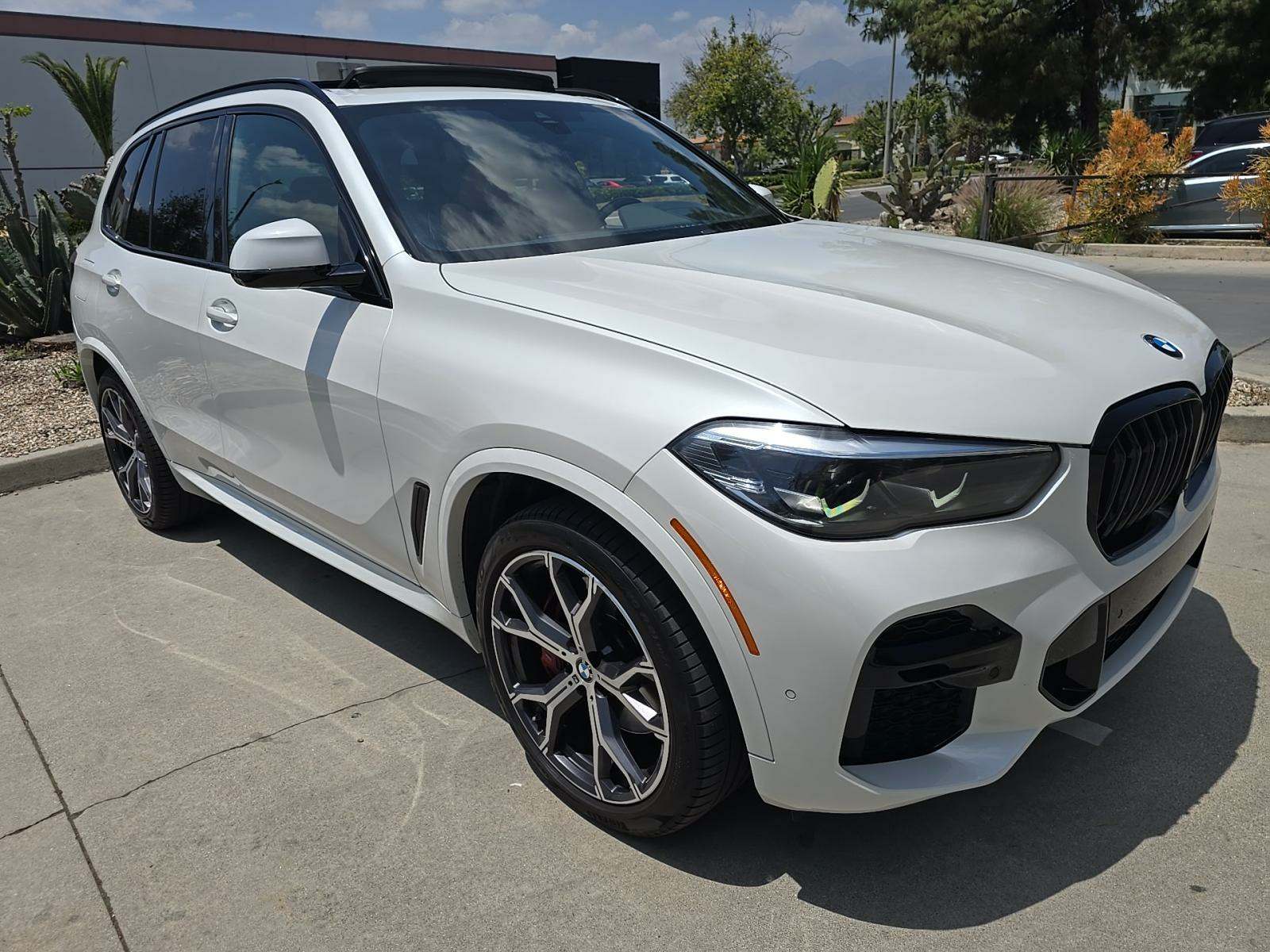 2022 BMW X5 xDrive40i AWD