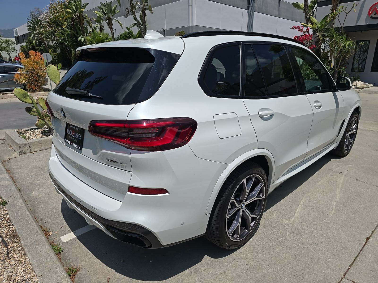 2022 BMW X5 xDrive40i AWD