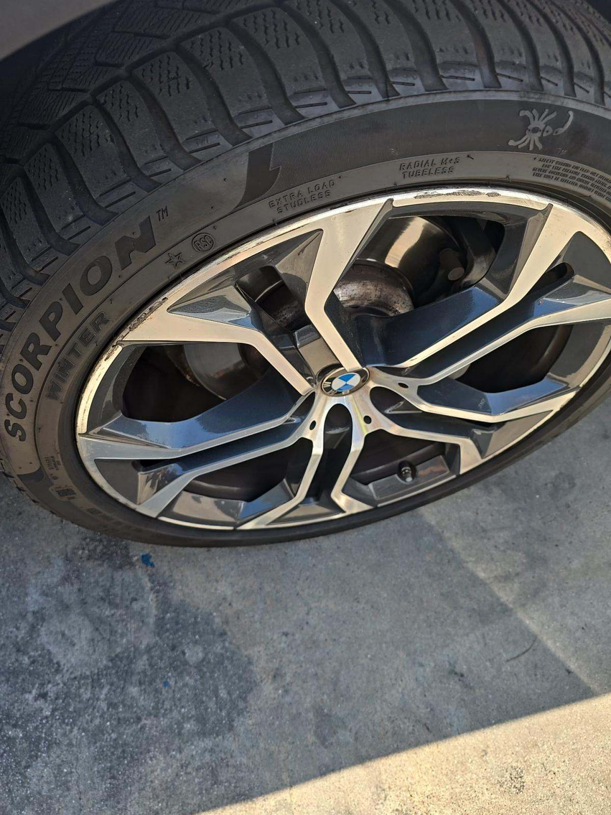 2021 BMW X5 sDrive40i RWD