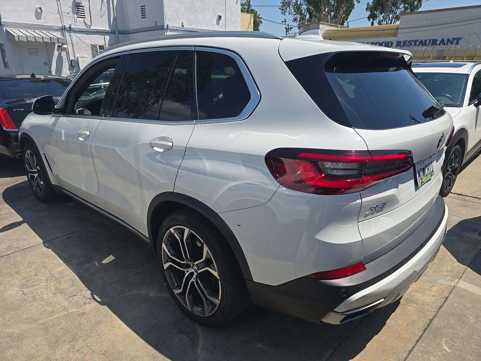 2021 BMW X5 sDrive40i RWD