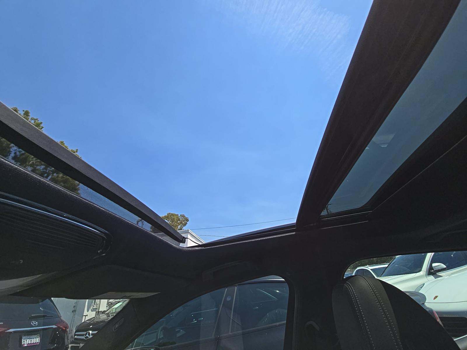 2022 BMW 3 Series 330i RWD