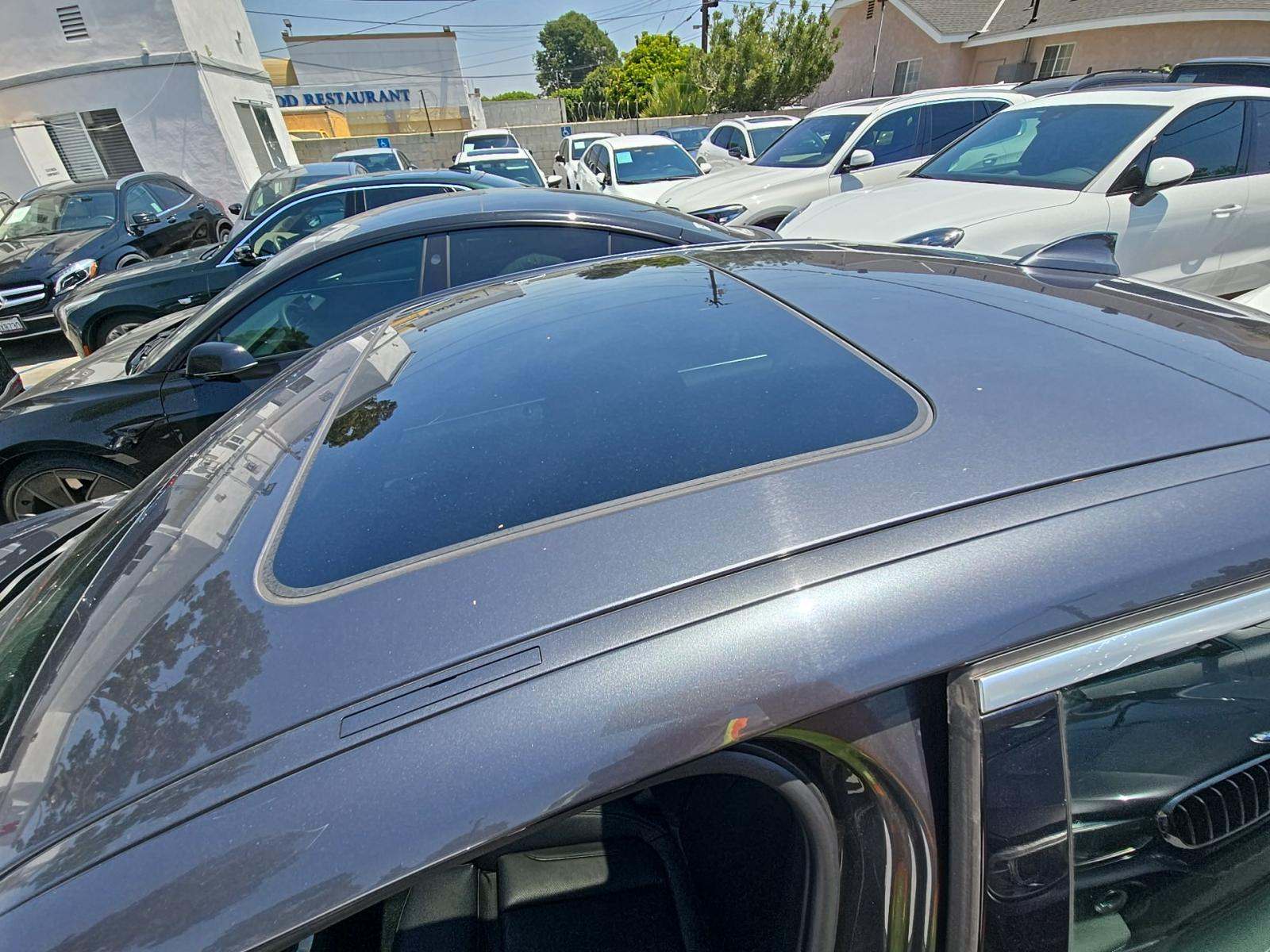 2022 BMW 3 Series 330i RWD