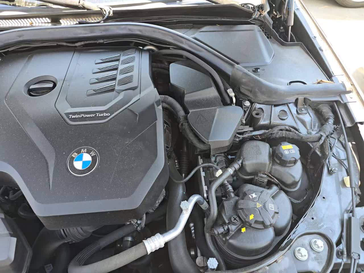 2022 BMW 3 Series 330i RWD