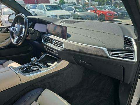 2022 BMW X5 xDrive40i AWD