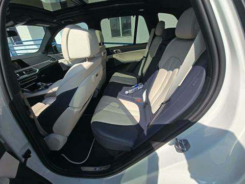 2022 BMW X5 xDrive40i AWD