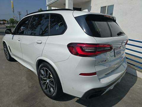 2022 BMW X5 xDrive40i AWD