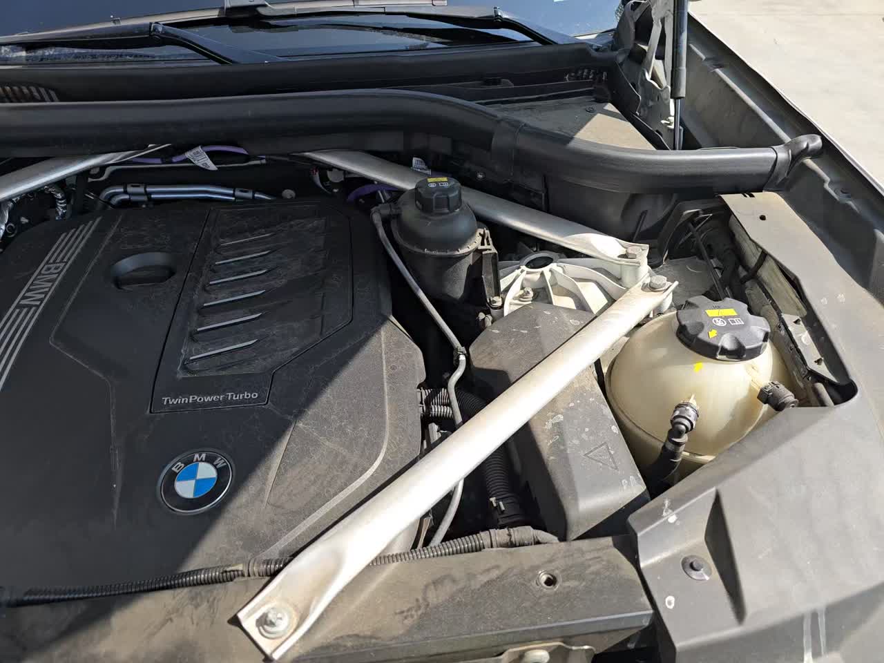 2022 BMW X5 xDrive40i AWD
