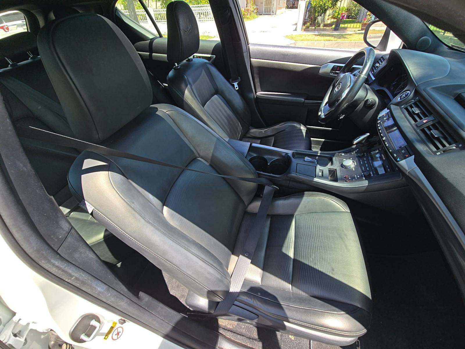 2012 Lexus CT CT 200h Premium FWD