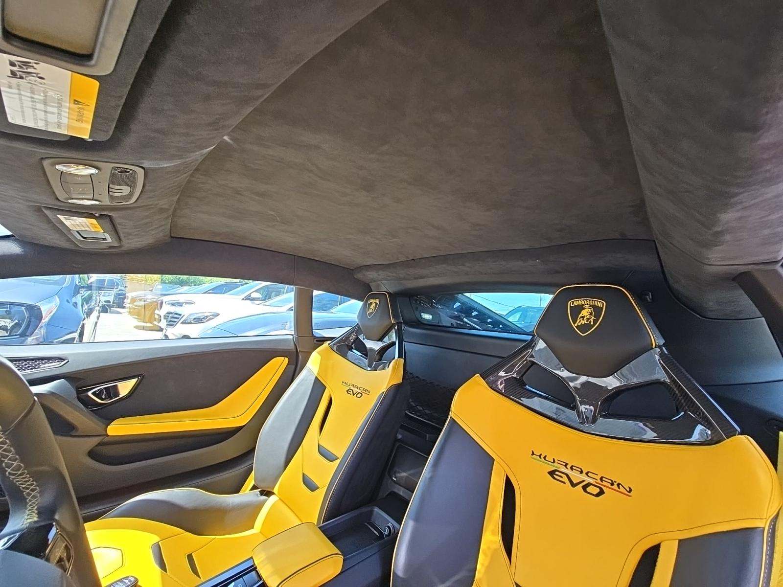 2021 Lamborghini Huracan EVO RWD