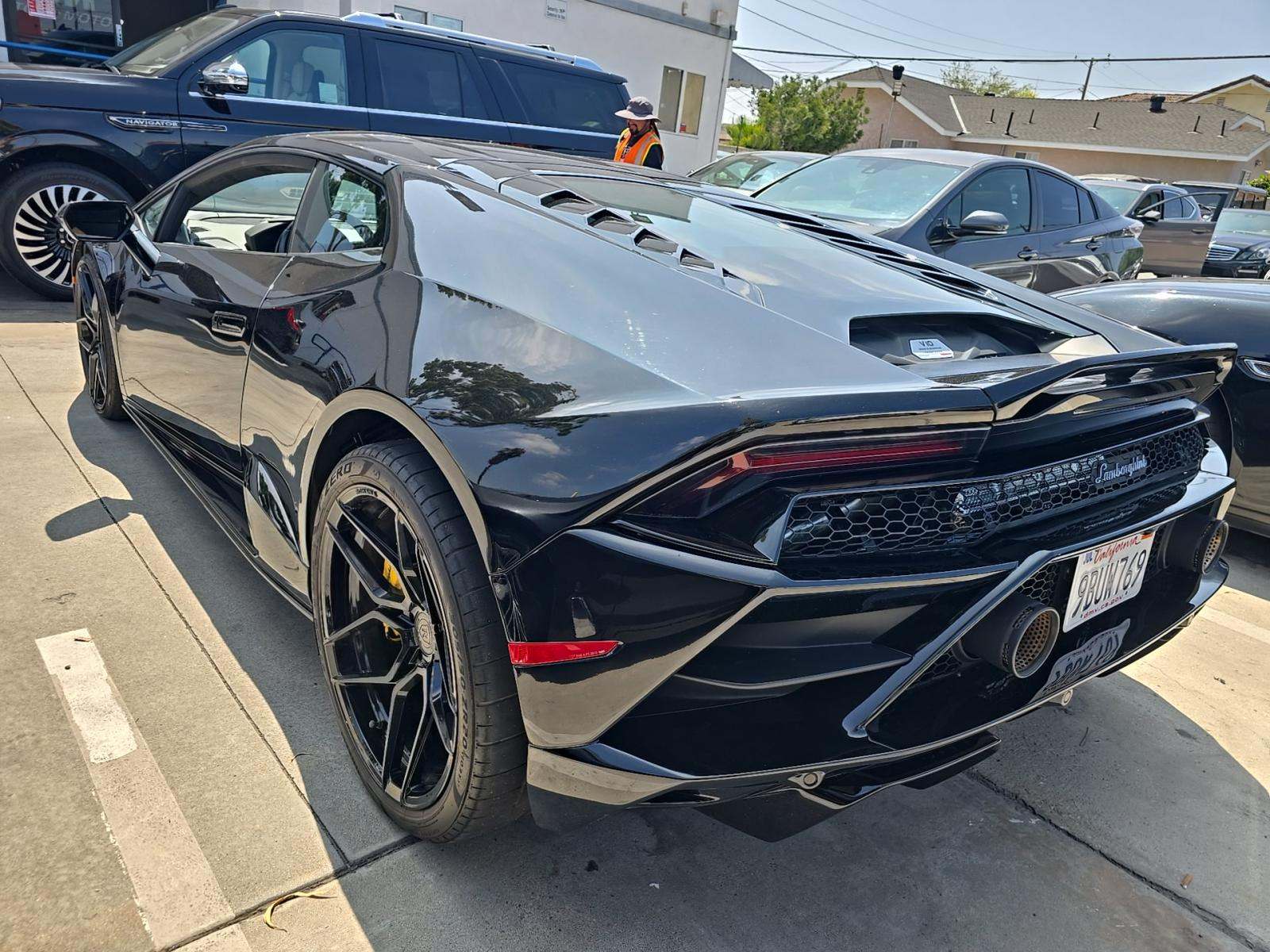 2021 Lamborghini Huracan EVO RWD
