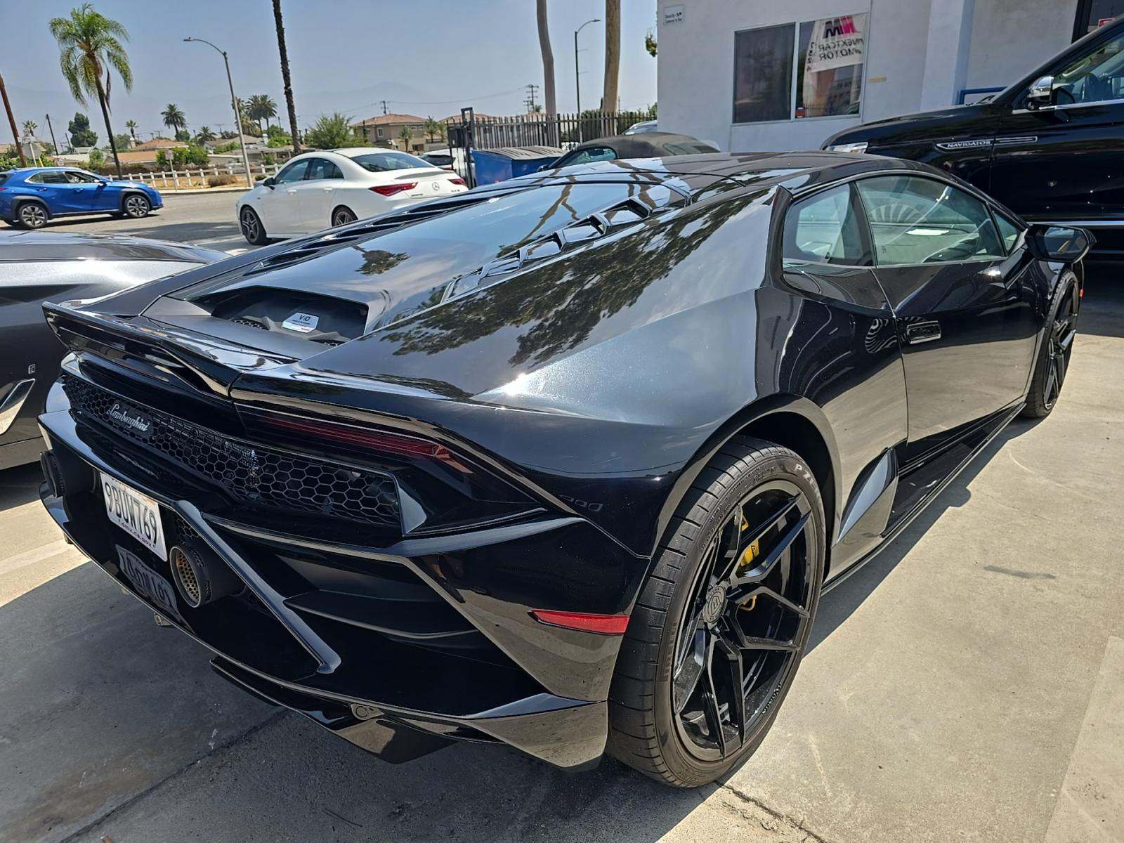 2021 Lamborghini Huracan EVO RWD