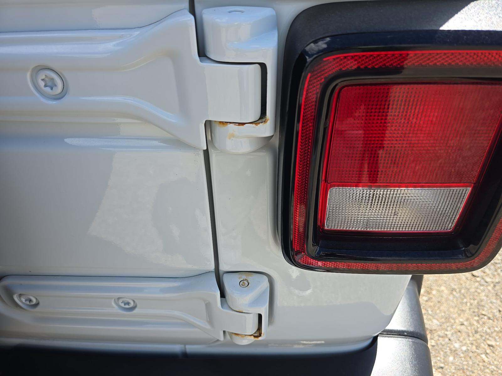 2021 Jeep Wrangler Unlimited Sahara AWD