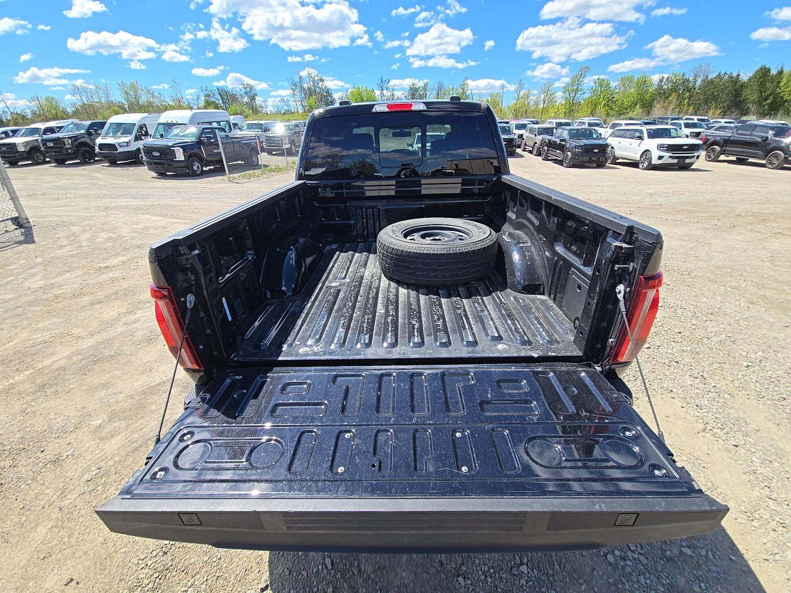 2024 Ford F-150 Hybrid Lariat AWD