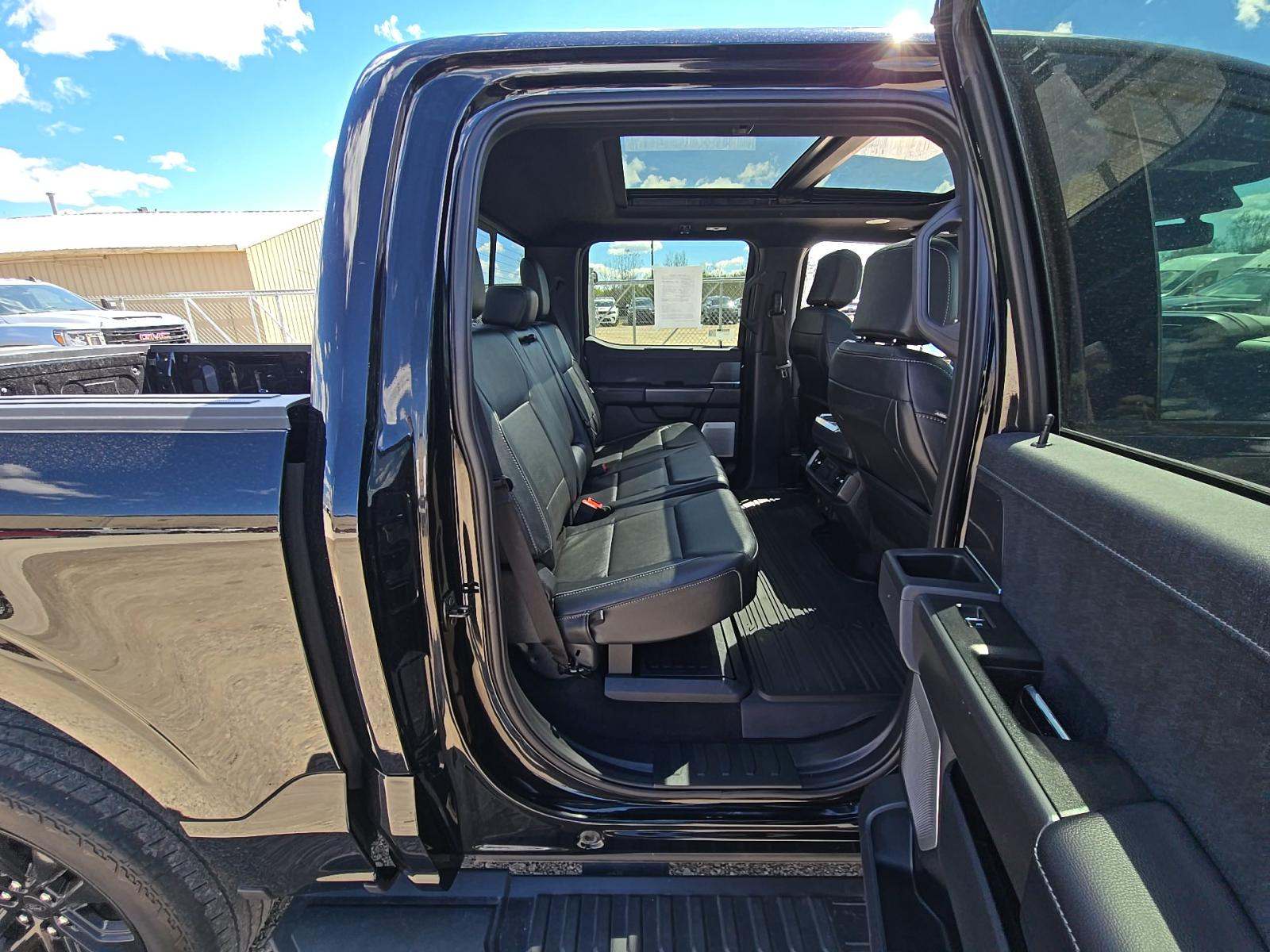 2024 Ford F-150 Hybrid Lariat AWD