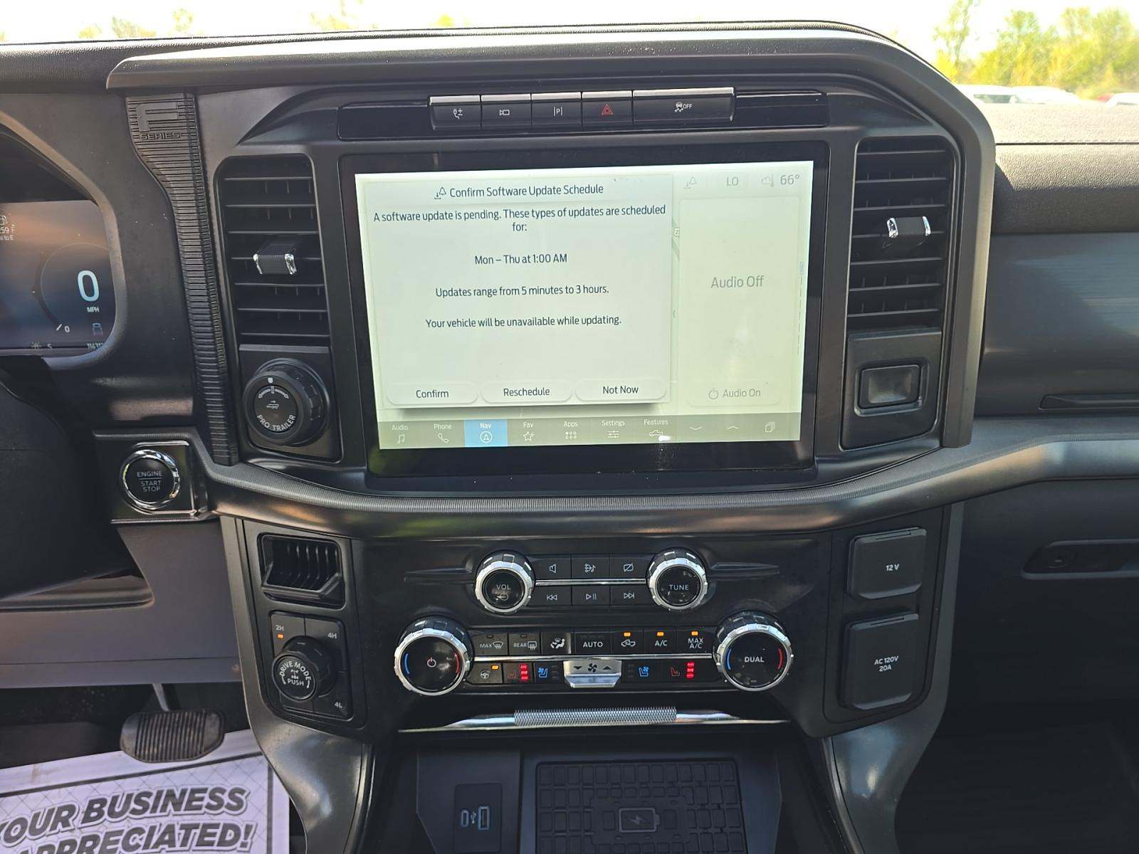 2024 Ford F-150 Hybrid Lariat AWD