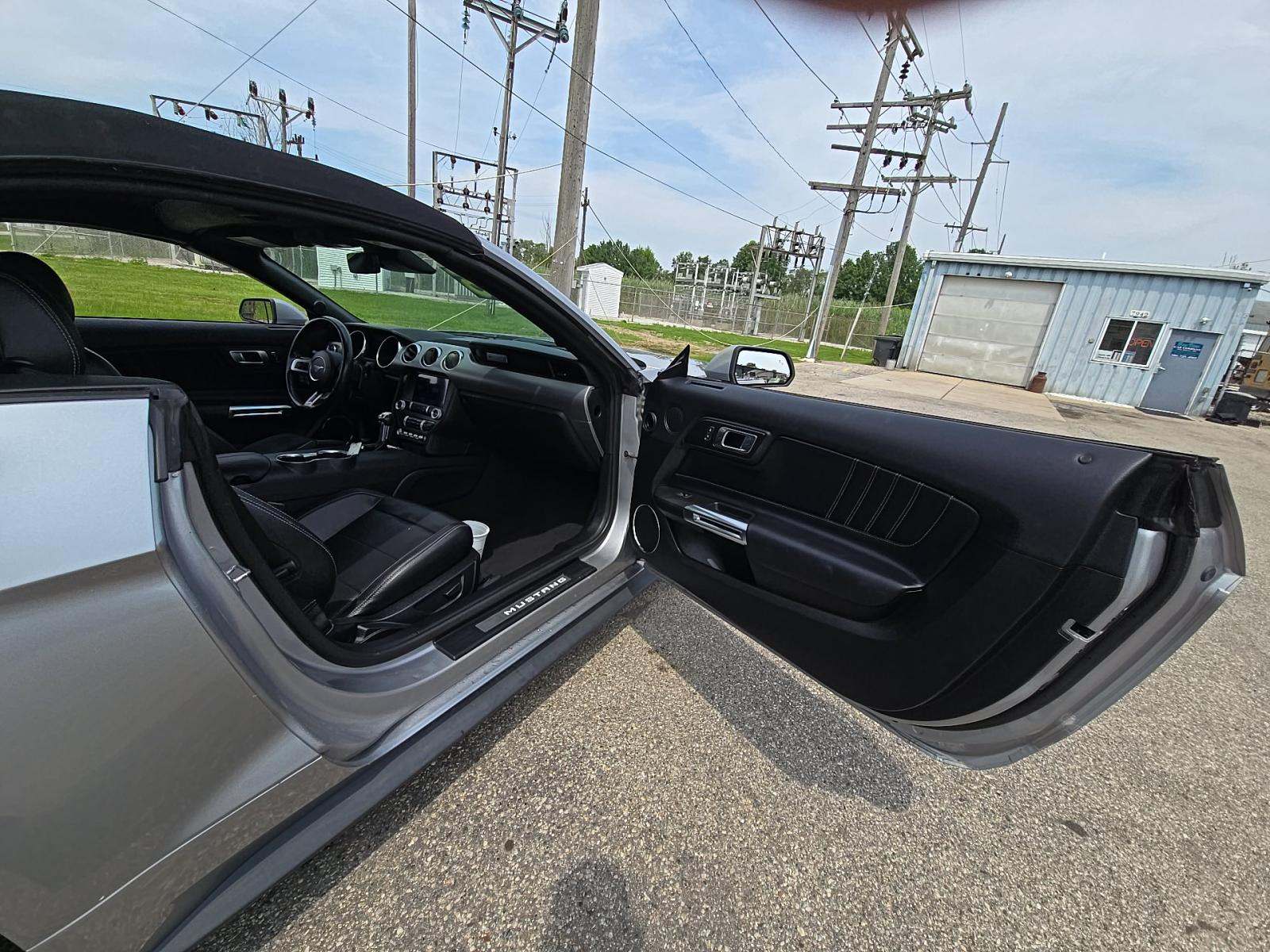 2022 Ford Mustang EcoBoost Premium RWD