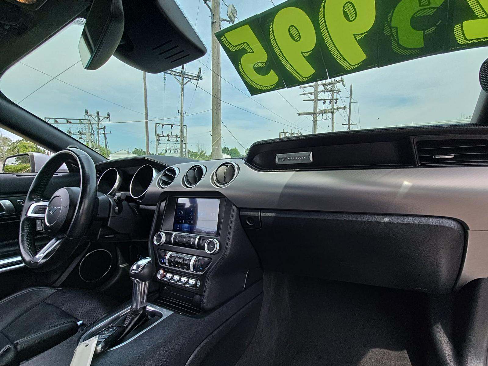 2022 Ford Mustang EcoBoost Premium RWD