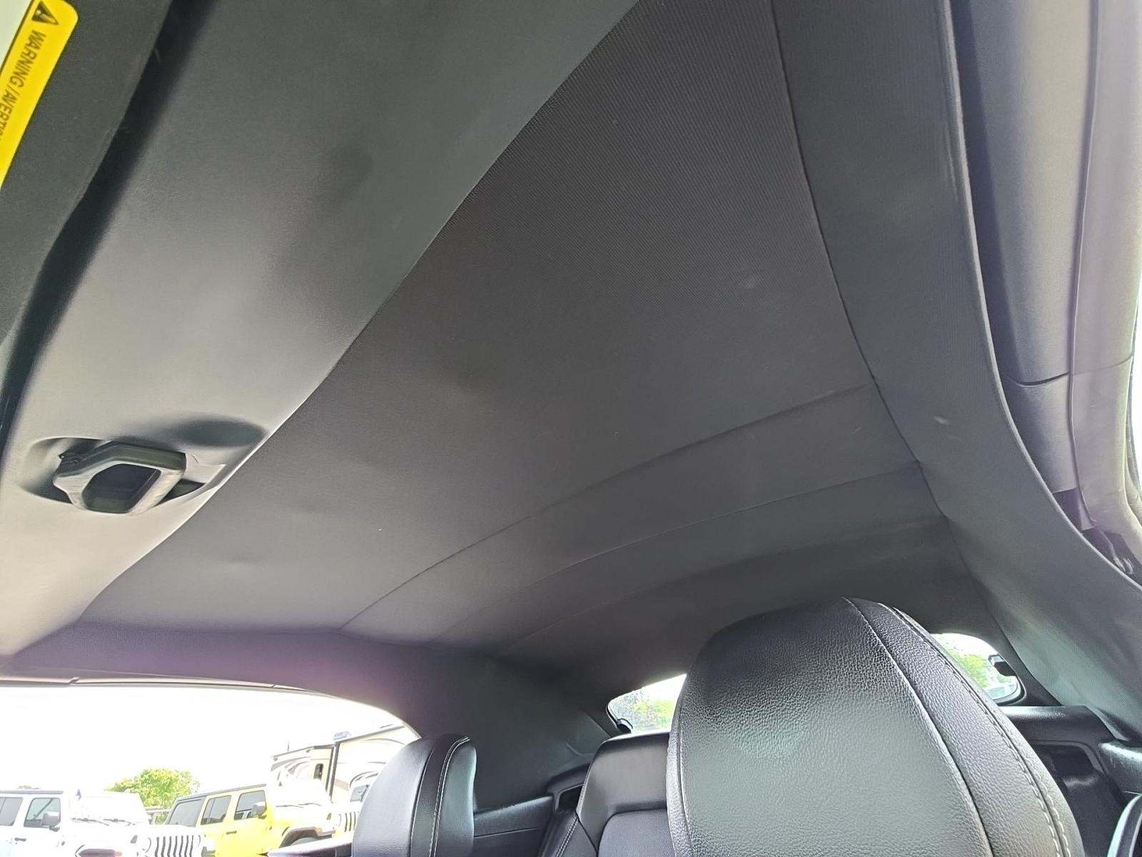 2022 Ford Mustang EcoBoost Premium RWD