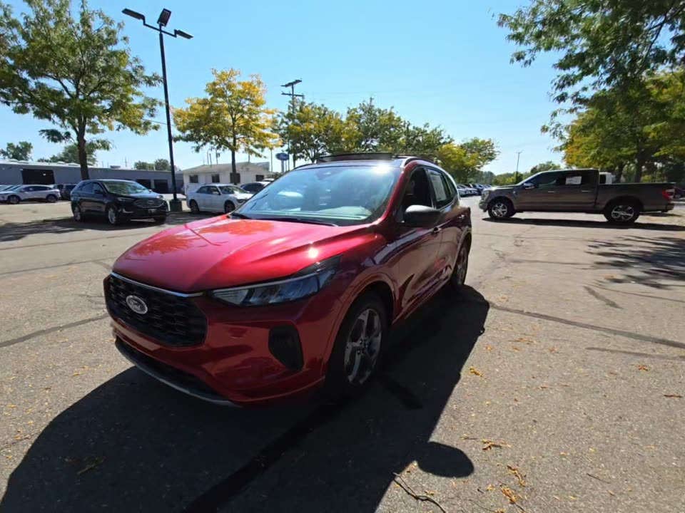 2023 Ford Escape ST-Line AWD