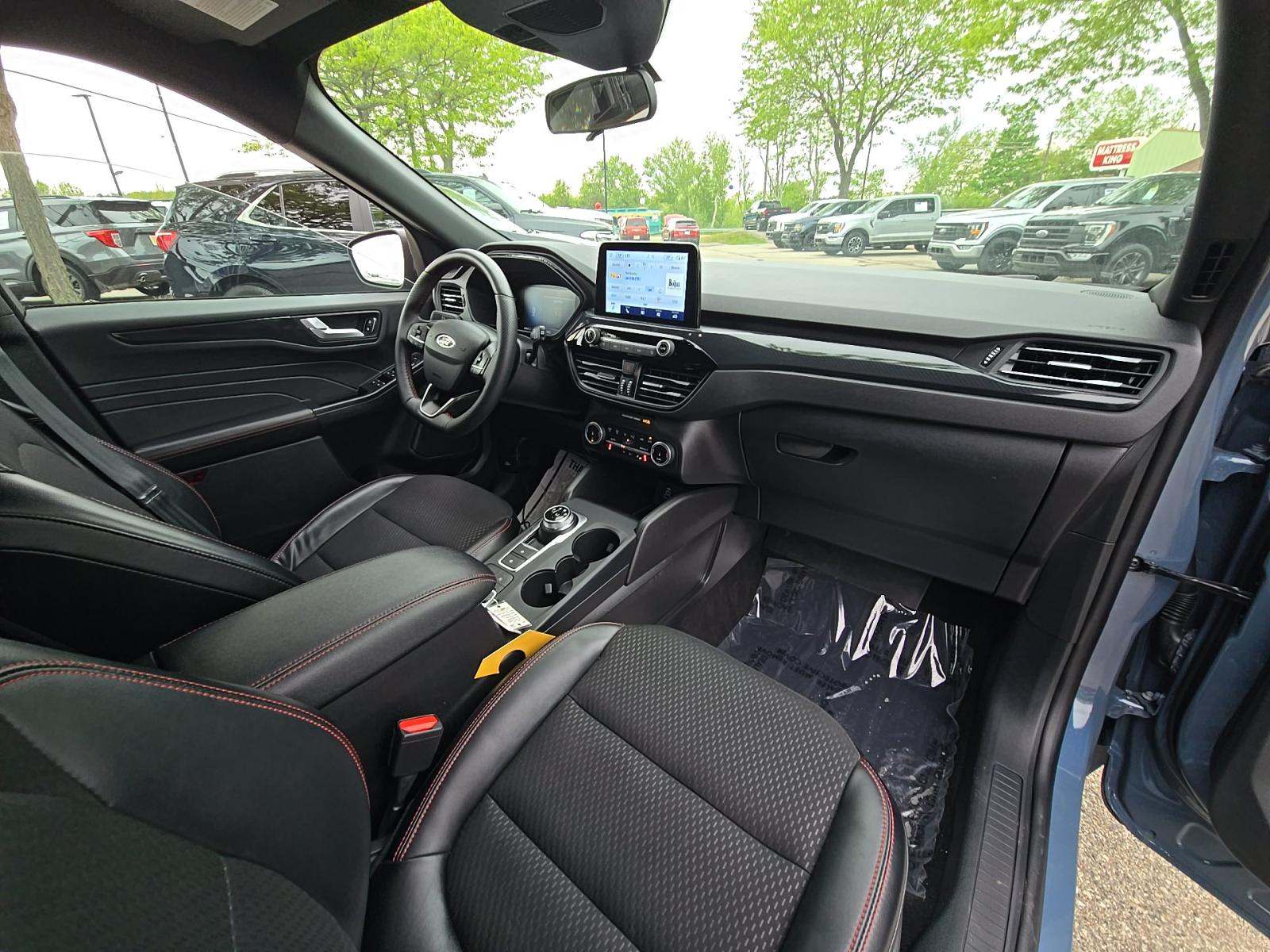 2025 Ford Escape ST-Line Select AWD