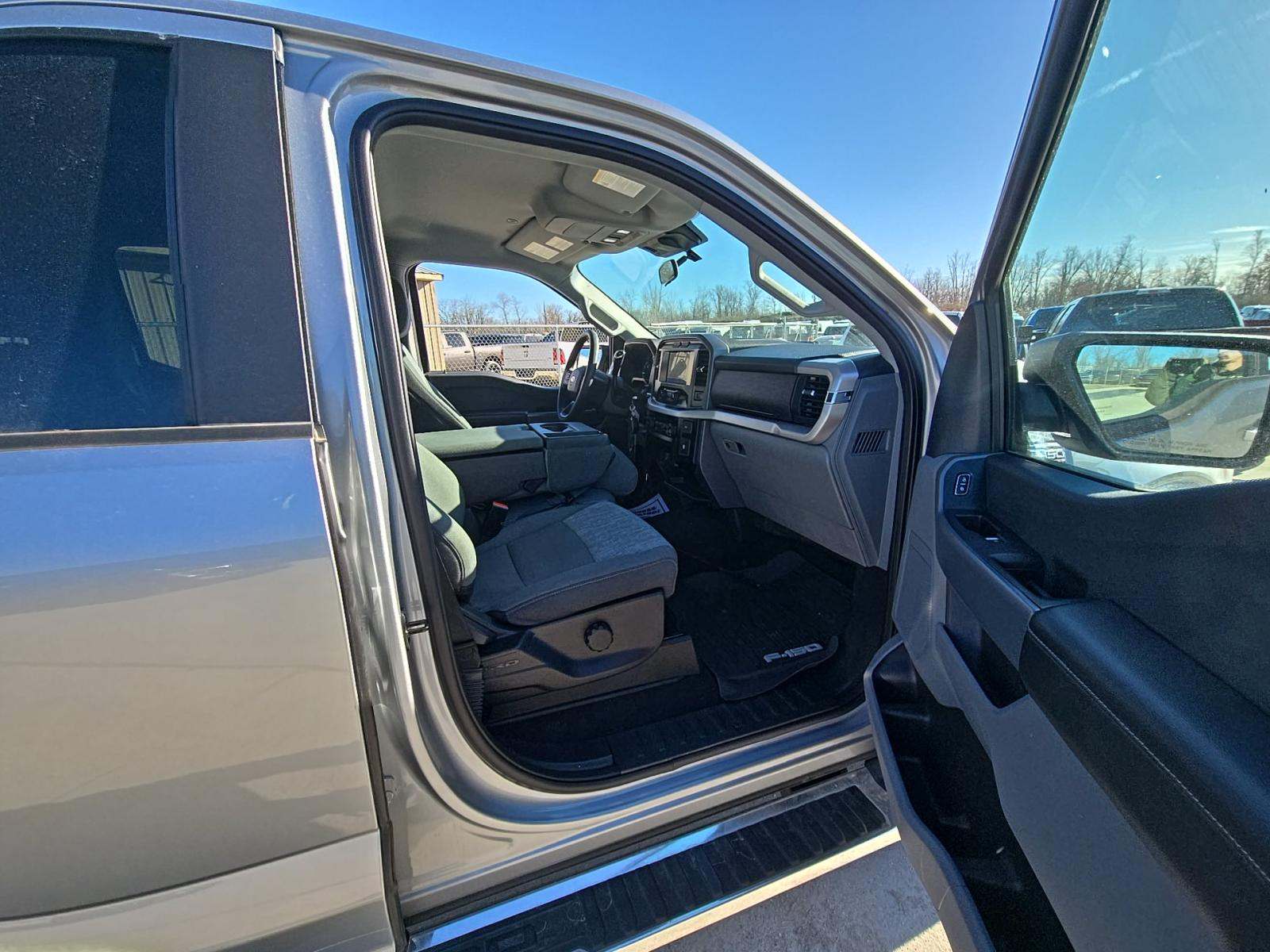 2023 Ford F-150 XLT AWD