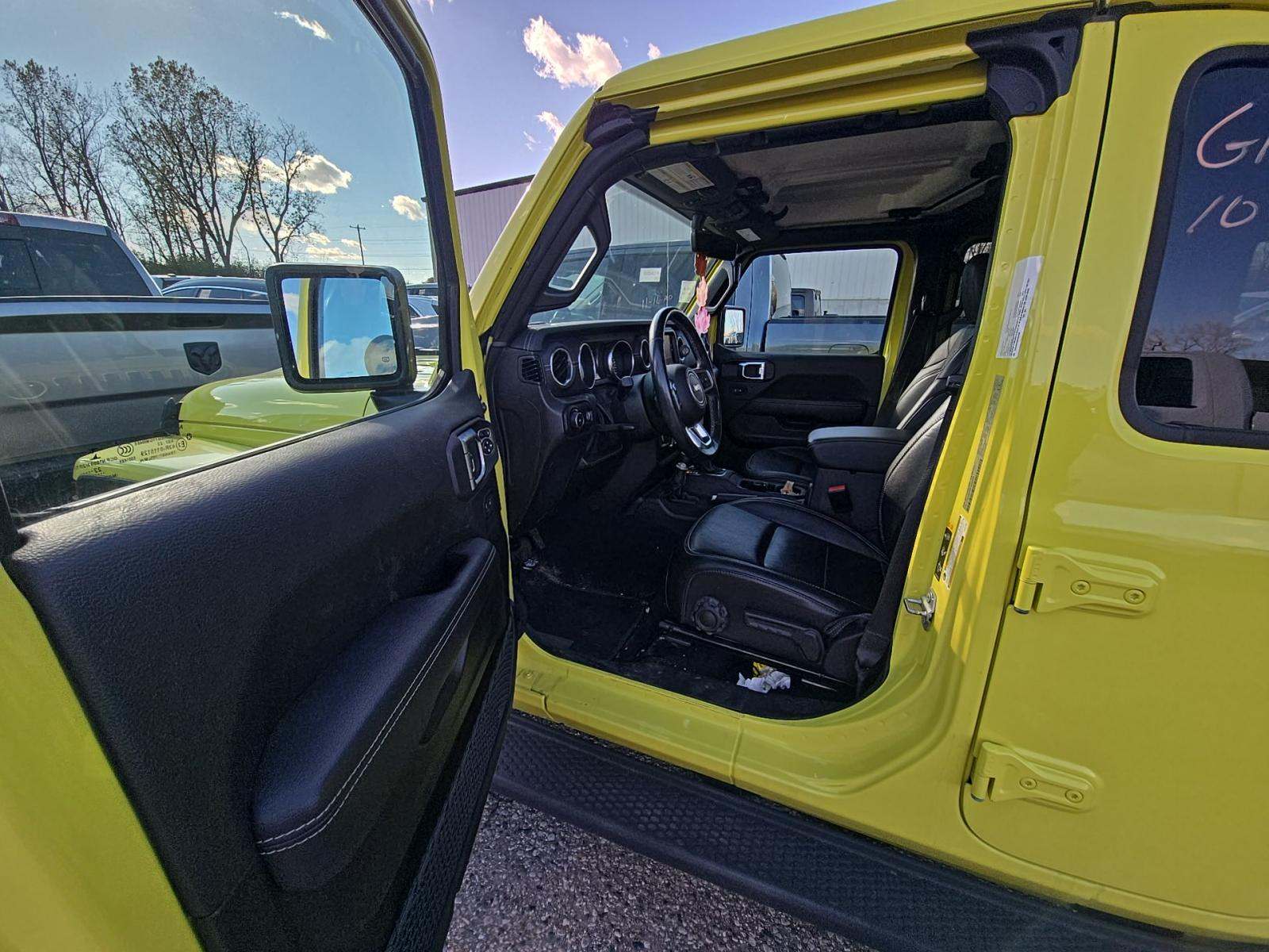 2023 Jeep Wrangler Sahara AWD