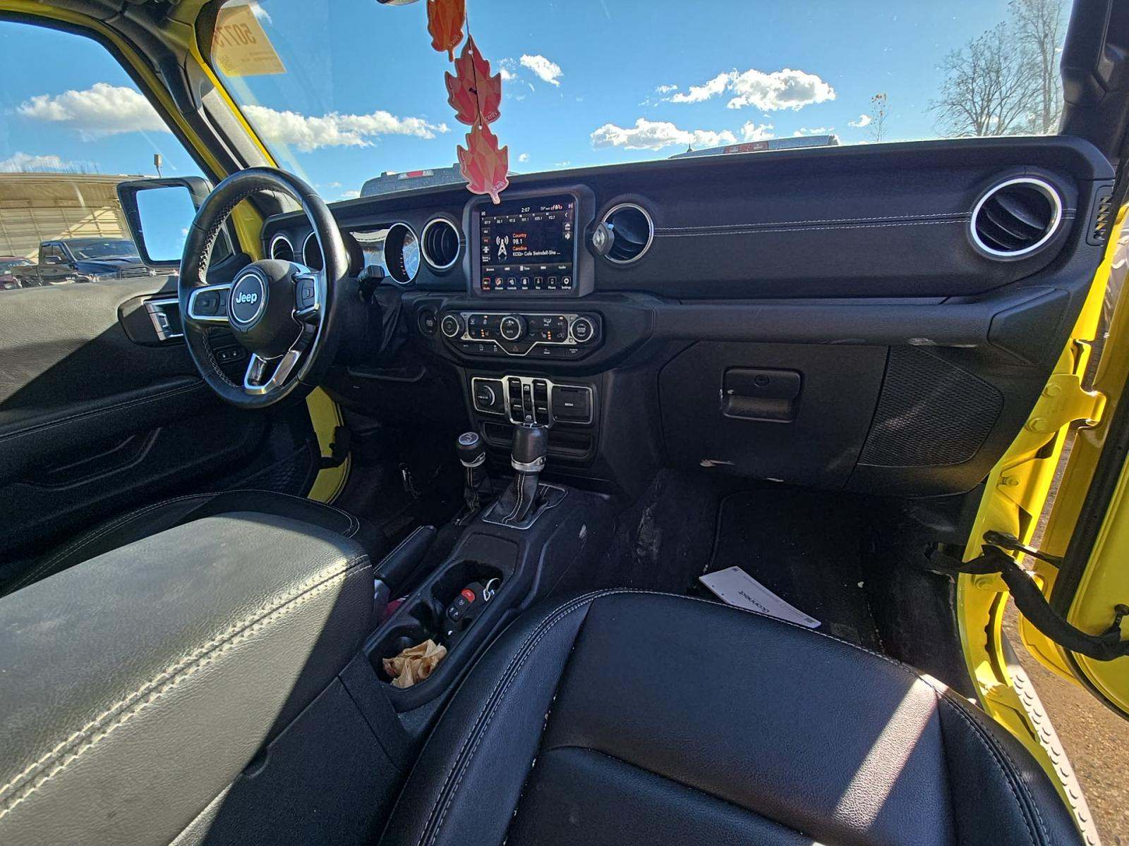 2023 Jeep Wrangler Sahara AWD