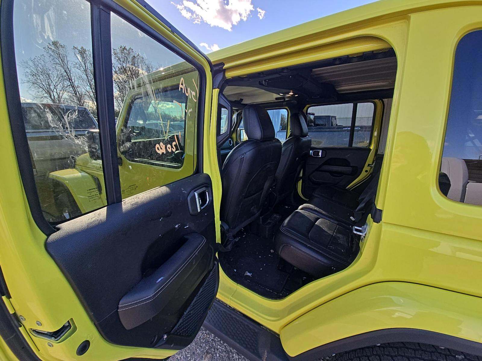2023 Jeep Wrangler Sahara AWD