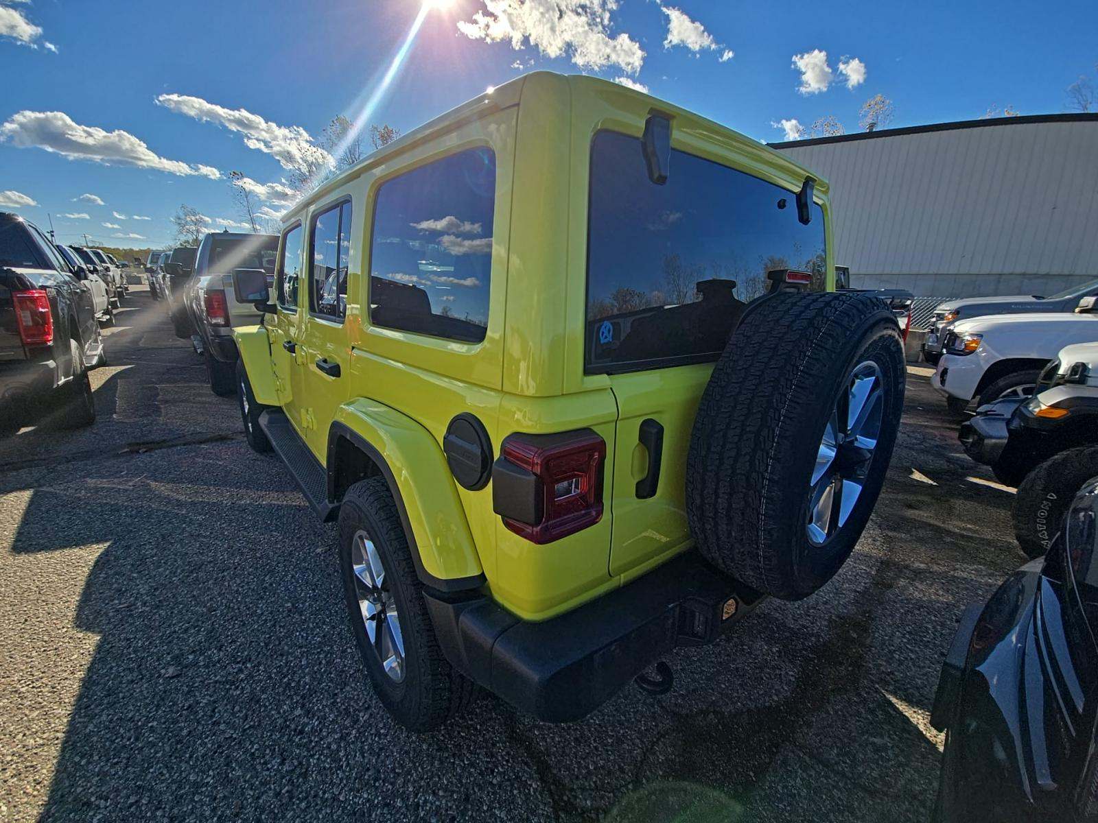 2023 Jeep Wrangler Sahara AWD