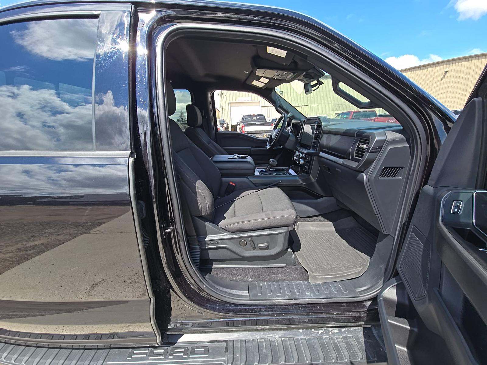 2024 Ford F-150 XLT AWD