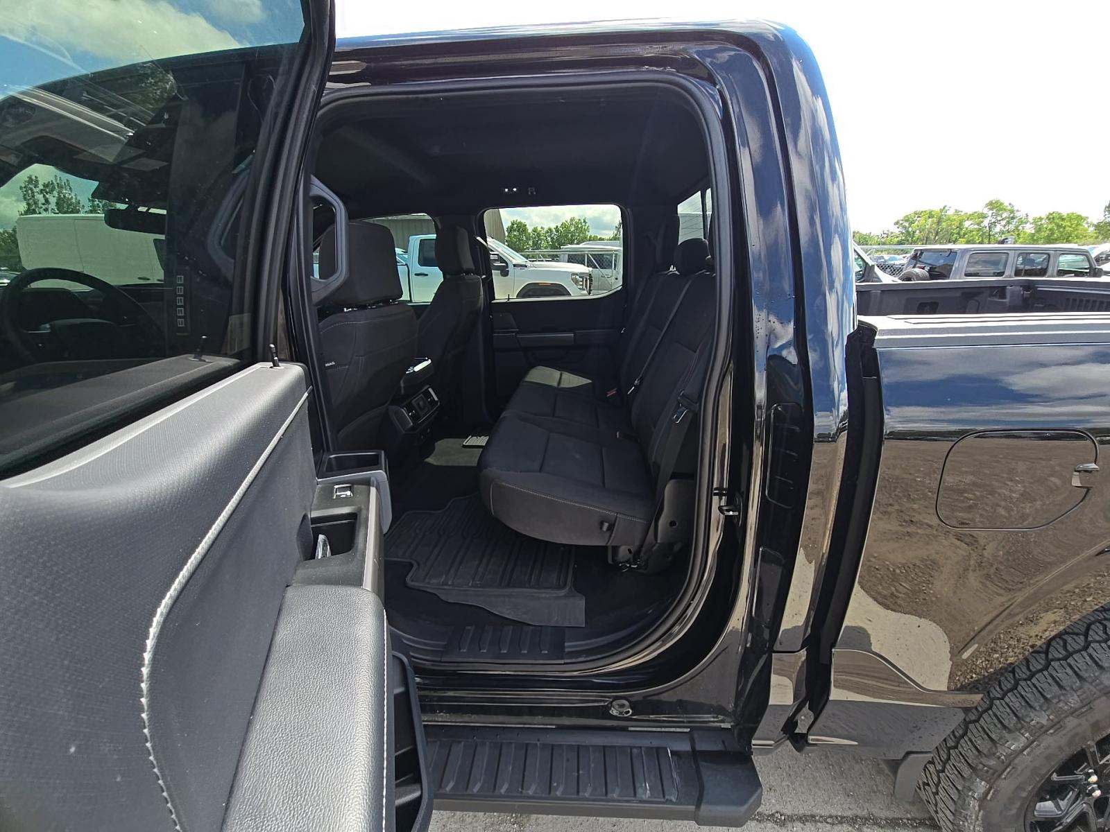2024 Ford F-150 XLT AWD