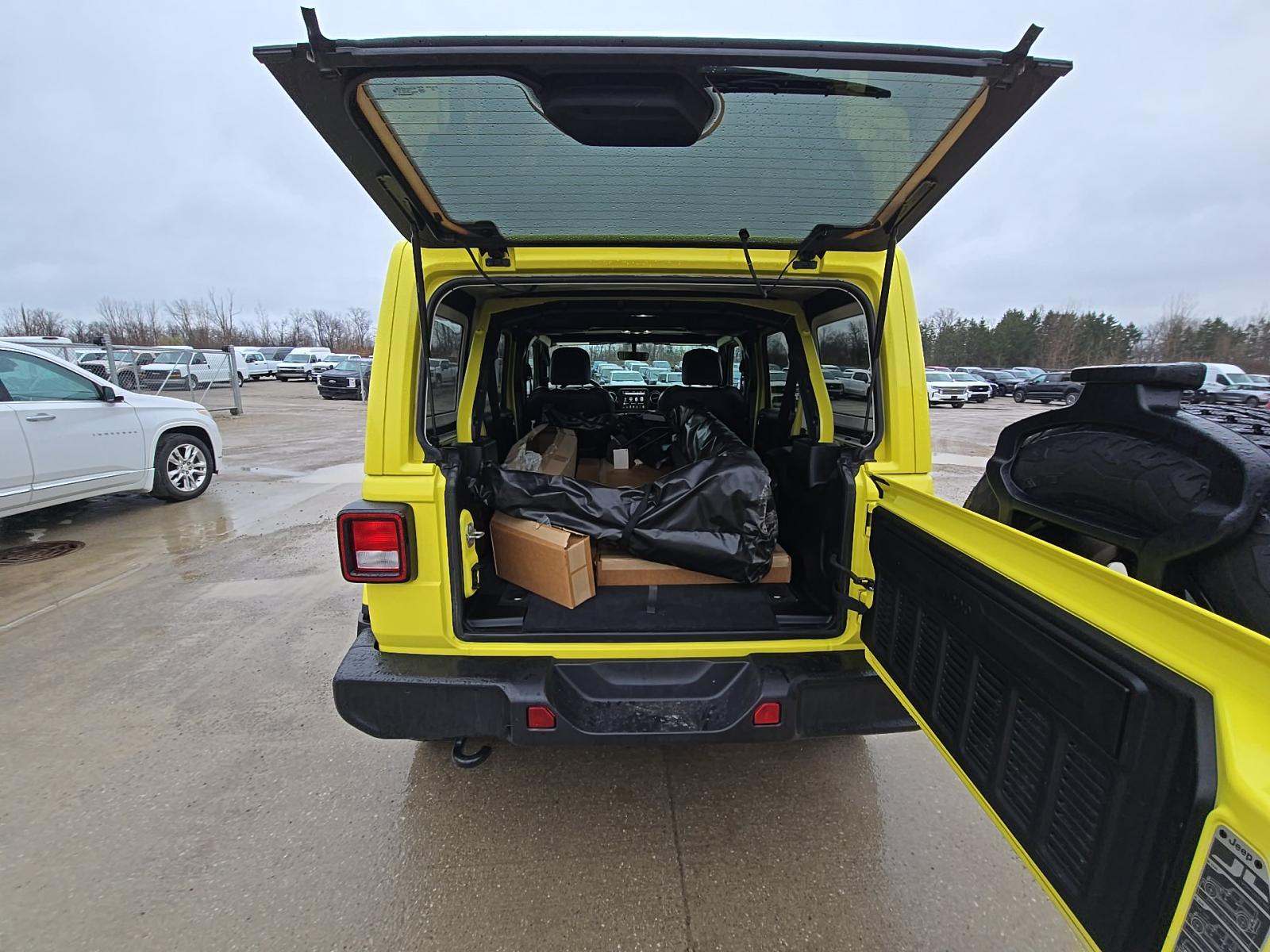 JEEP SAHARA ALTITUDE - 10