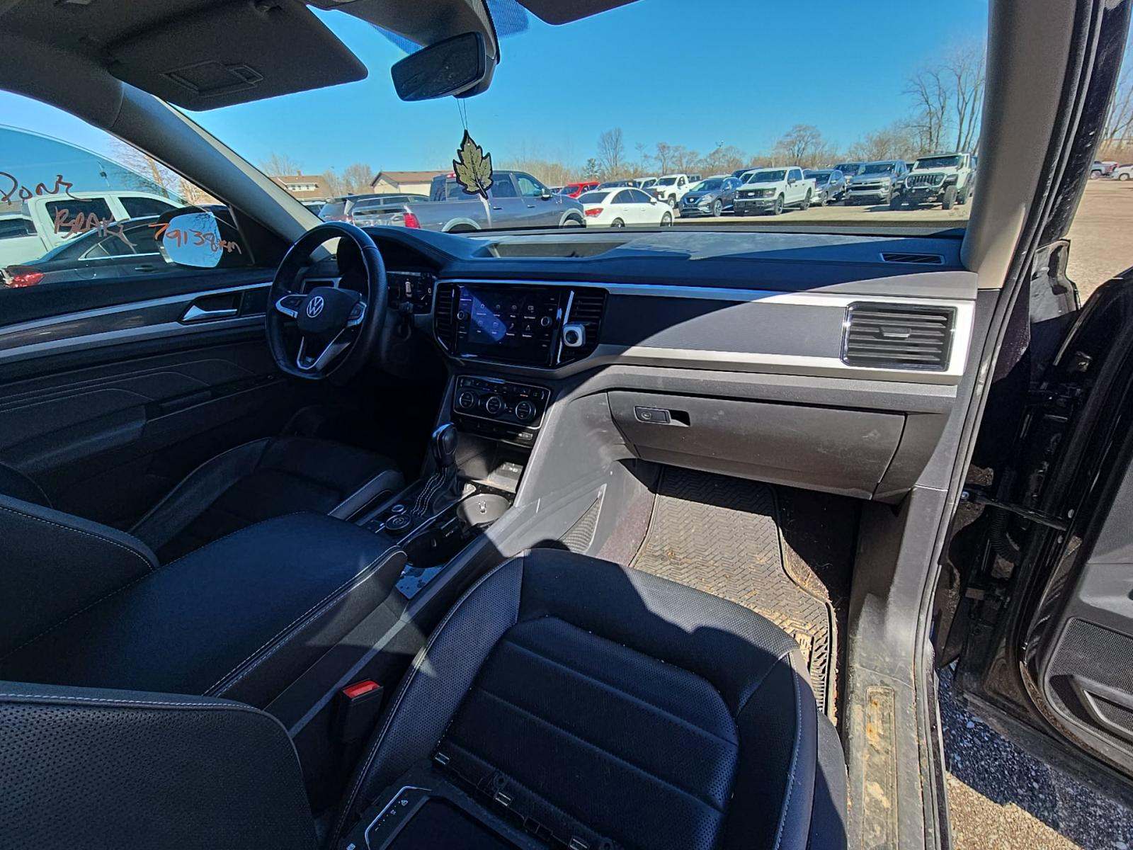 2022 Volkswagen Atlas 3.6L SEL Premium R-Line AWD