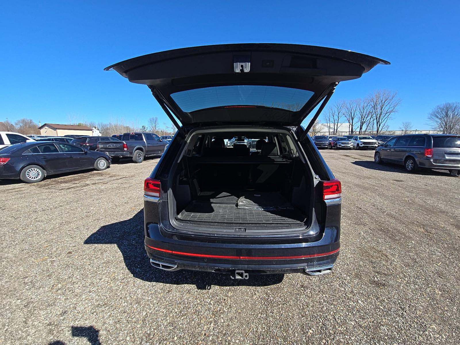 2022 Volkswagen Atlas 3.6L SEL Premium R-Line AWD