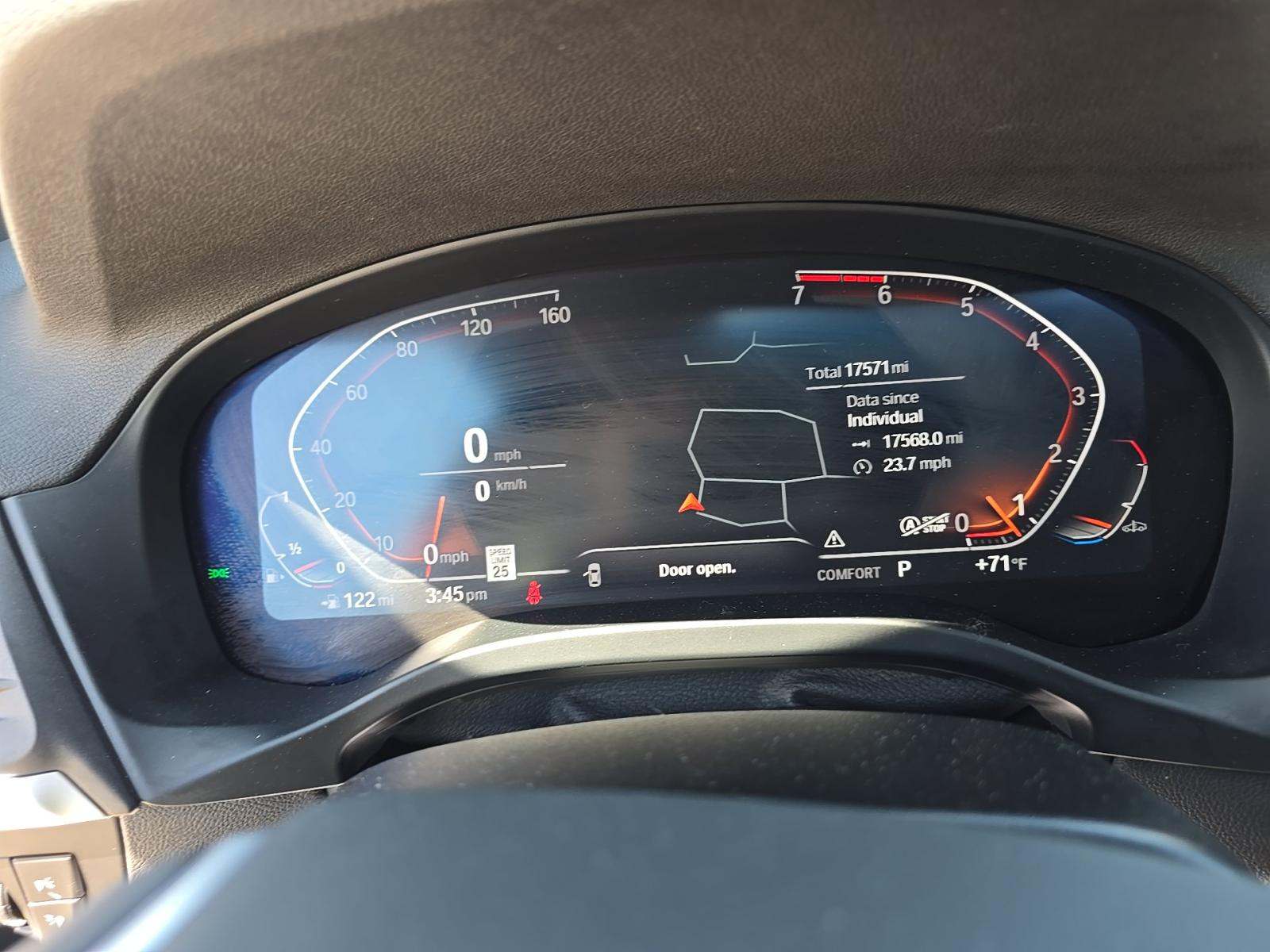 2025 BMW X4 xDrive30i AWD