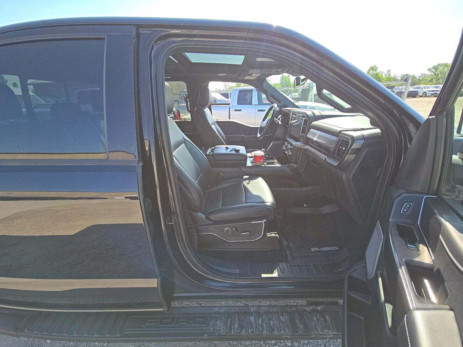 2024 Ford F-150 Hybrid Lariat AWD