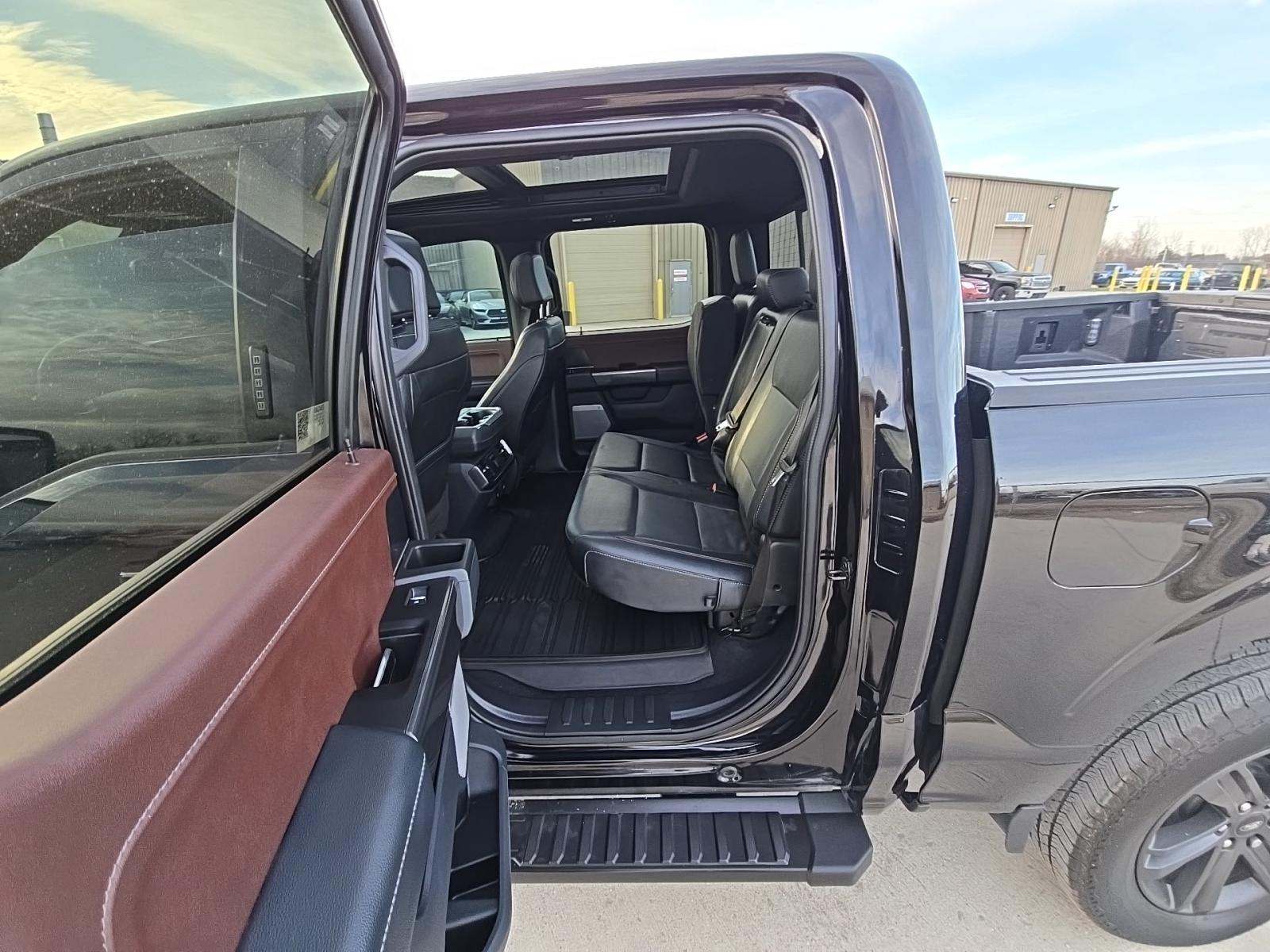 2023 Ford F-150 Lariat AWD