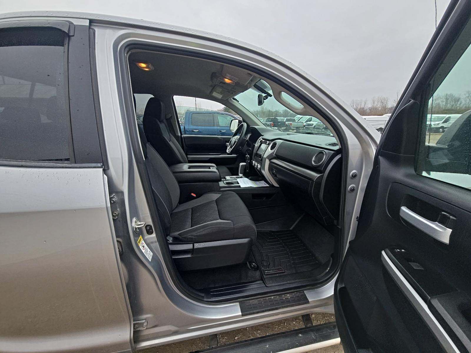 2015 Toyota Tundra SR AWD