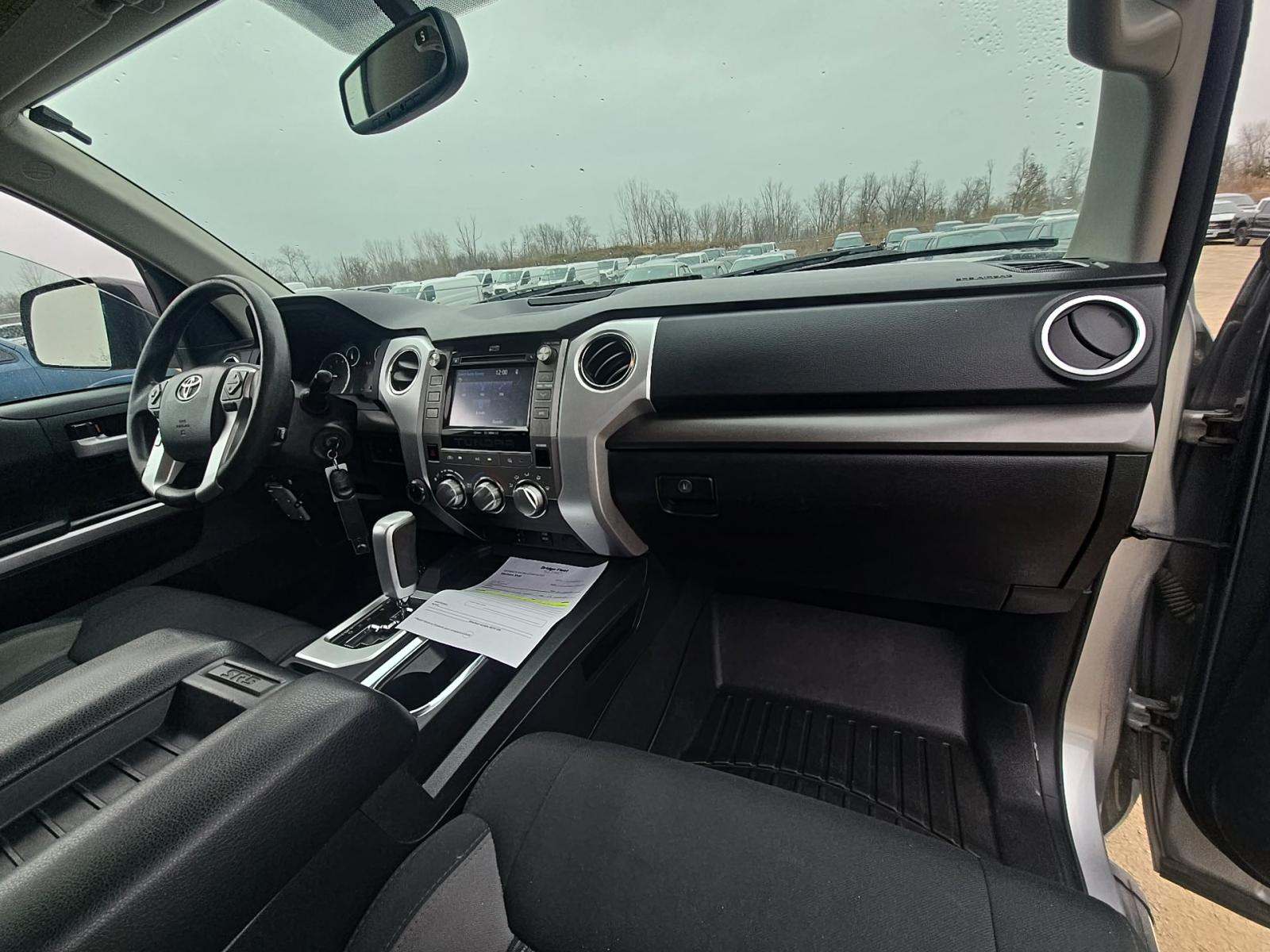 2015 Toyota Tundra SR AWD