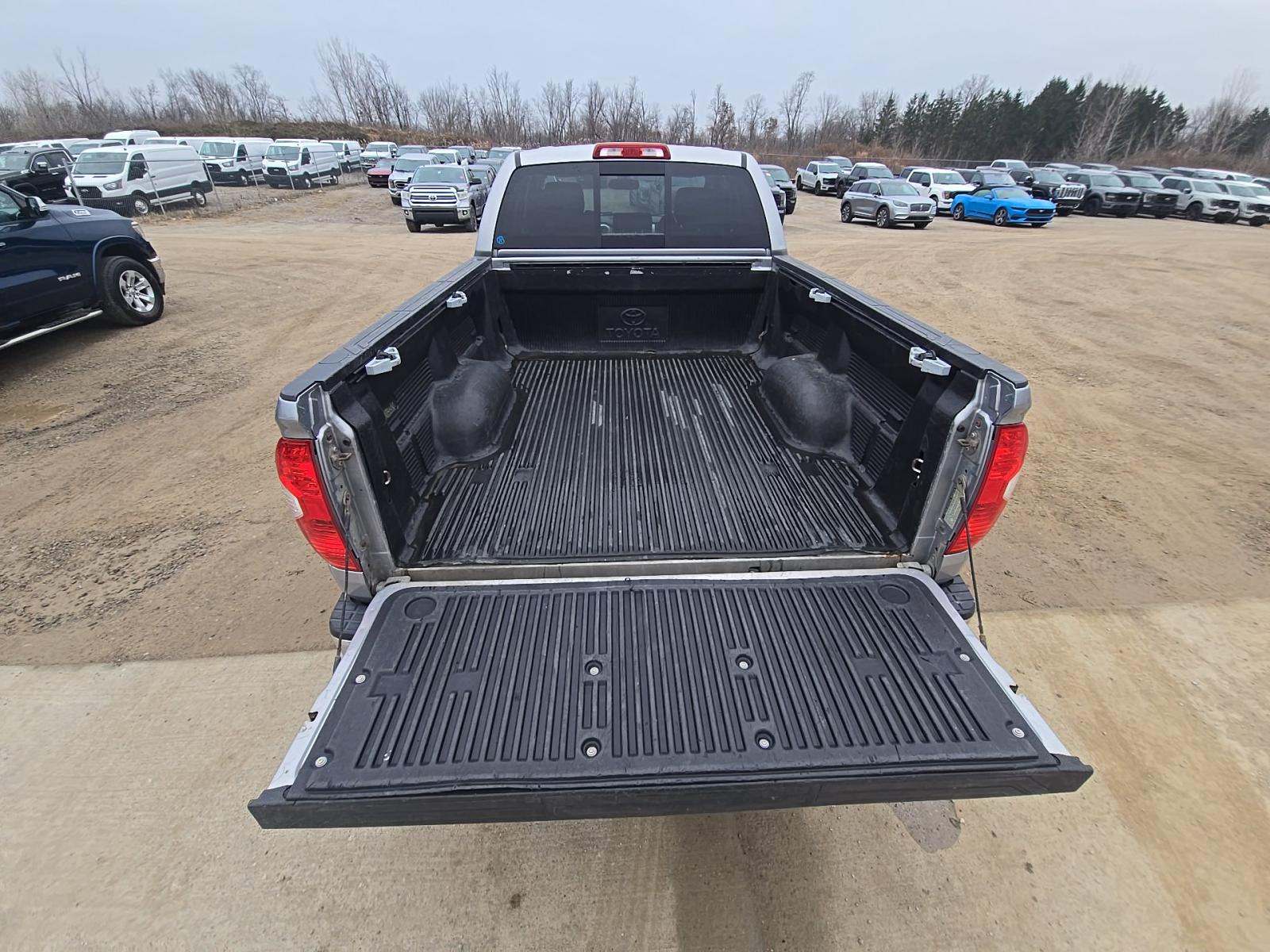 2015 Toyota Tundra SR AWD